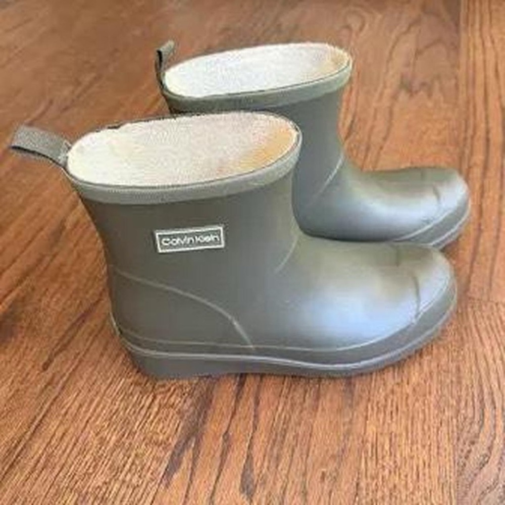 Calvin Klein Olive Rain Booties